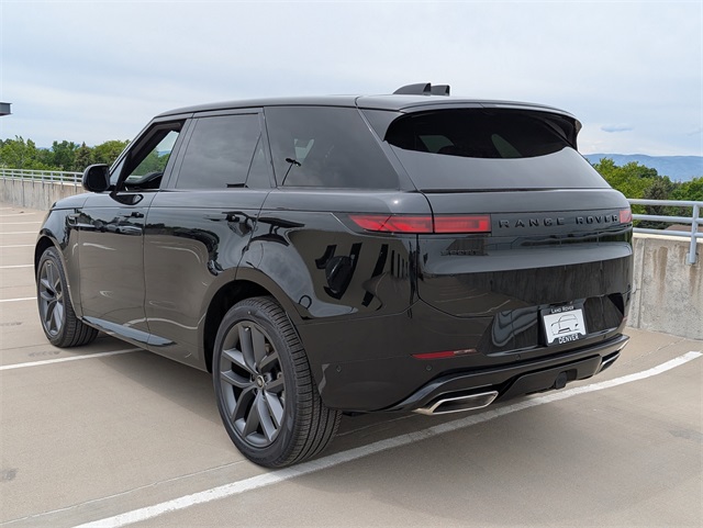 2025 Land Rover Range Rover Sport SE photo 2