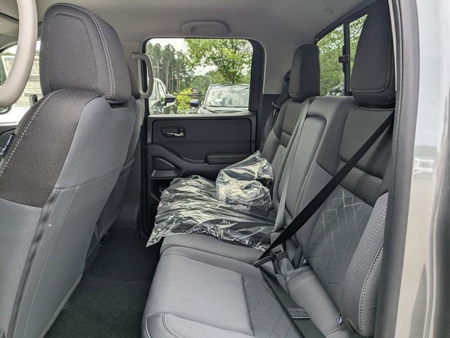 2025 Nissan Frontier SV photo 12