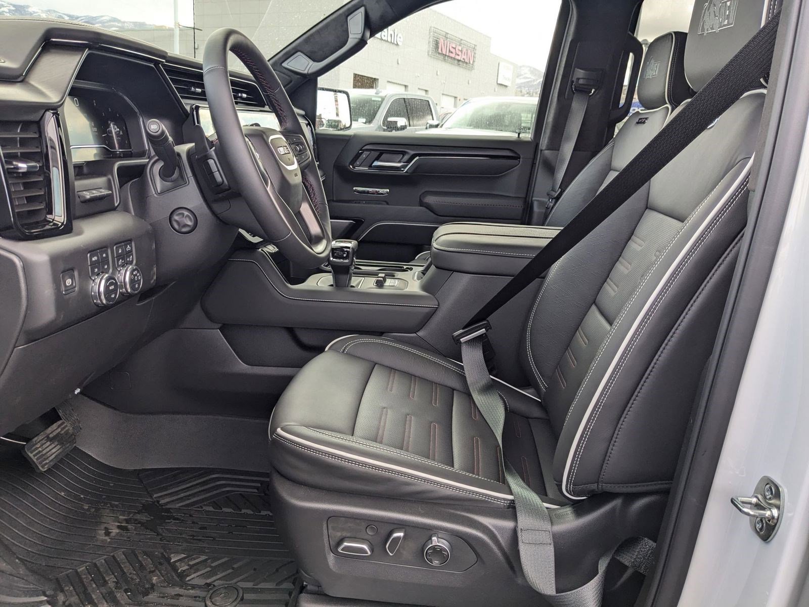 2025 Gmc Sierra 1500 AT4X photo 18