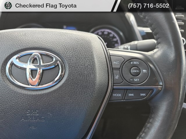2022 Toyota Camry Hybrid photo 13