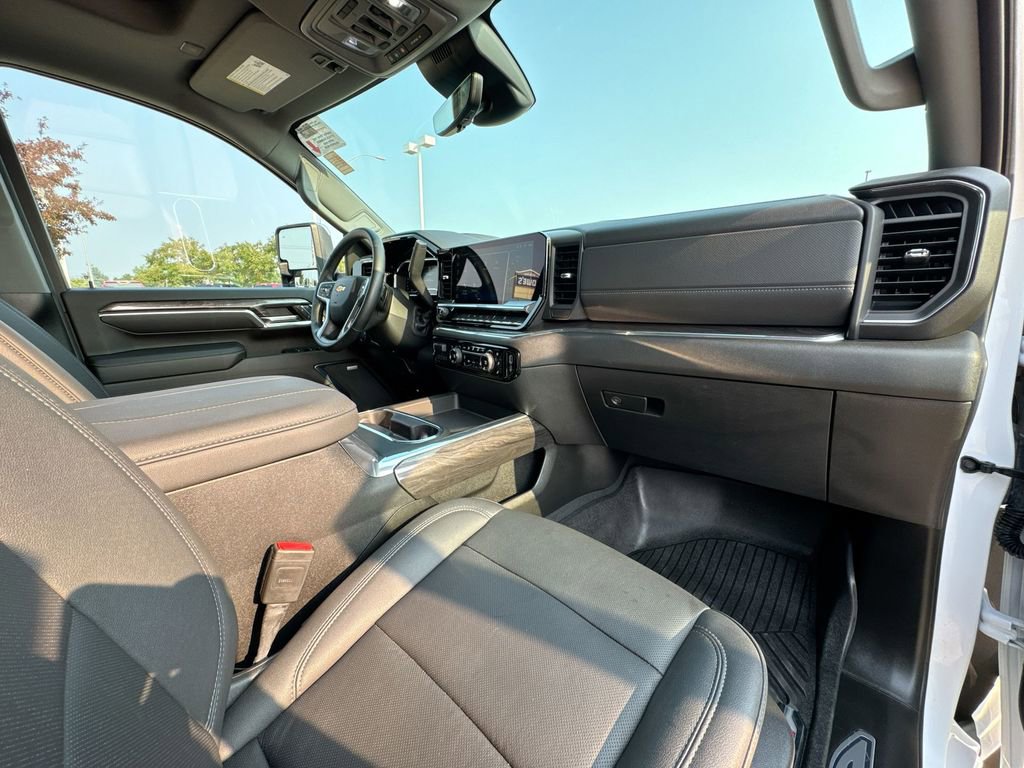 2024 Chevrolet Silverado 2500HD LTZ photo 27