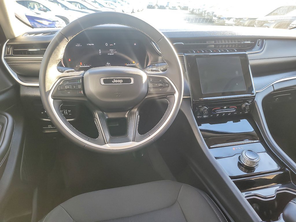 2023 JEEP GRAND CHEROKEE - Image 11