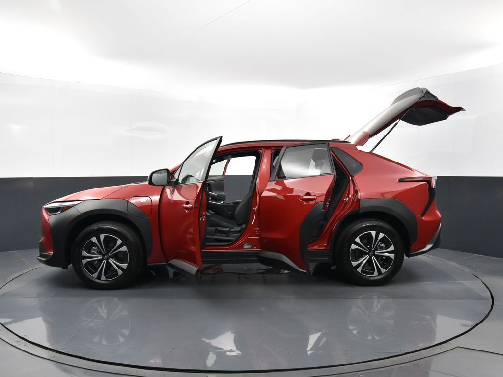 2025 Subaru Solterra Premium photo 32