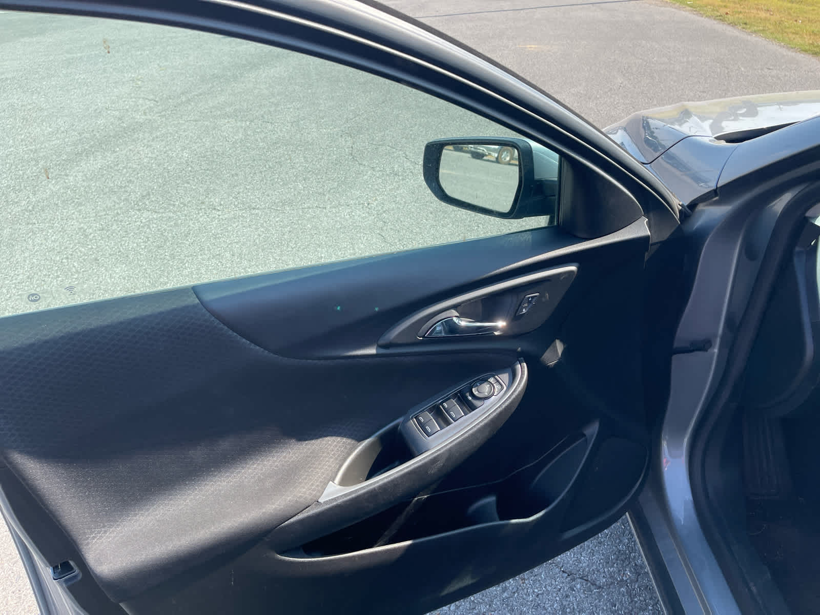 2023 Chevrolet Malibu 1LT photo 4