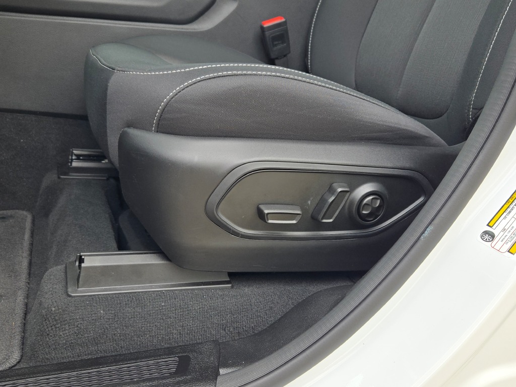 2024 Jeep Grand Cherokee Laredo photo 26