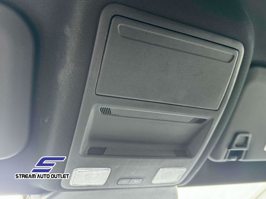 2024 Ford Escape ST-Line photo 26