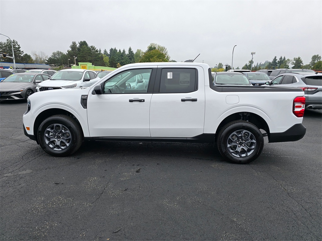 2025 Ford Maverick XLT photo 2