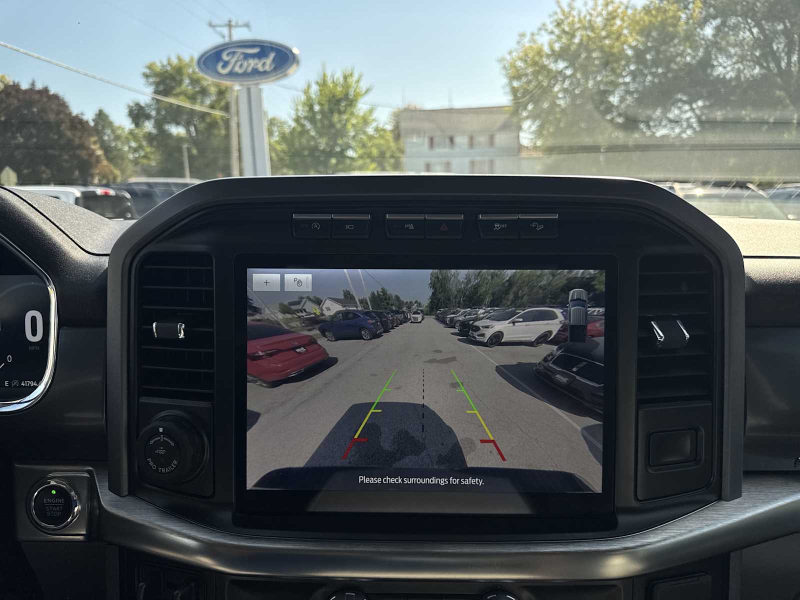 2023 Ford F-150 Lariat photo 33