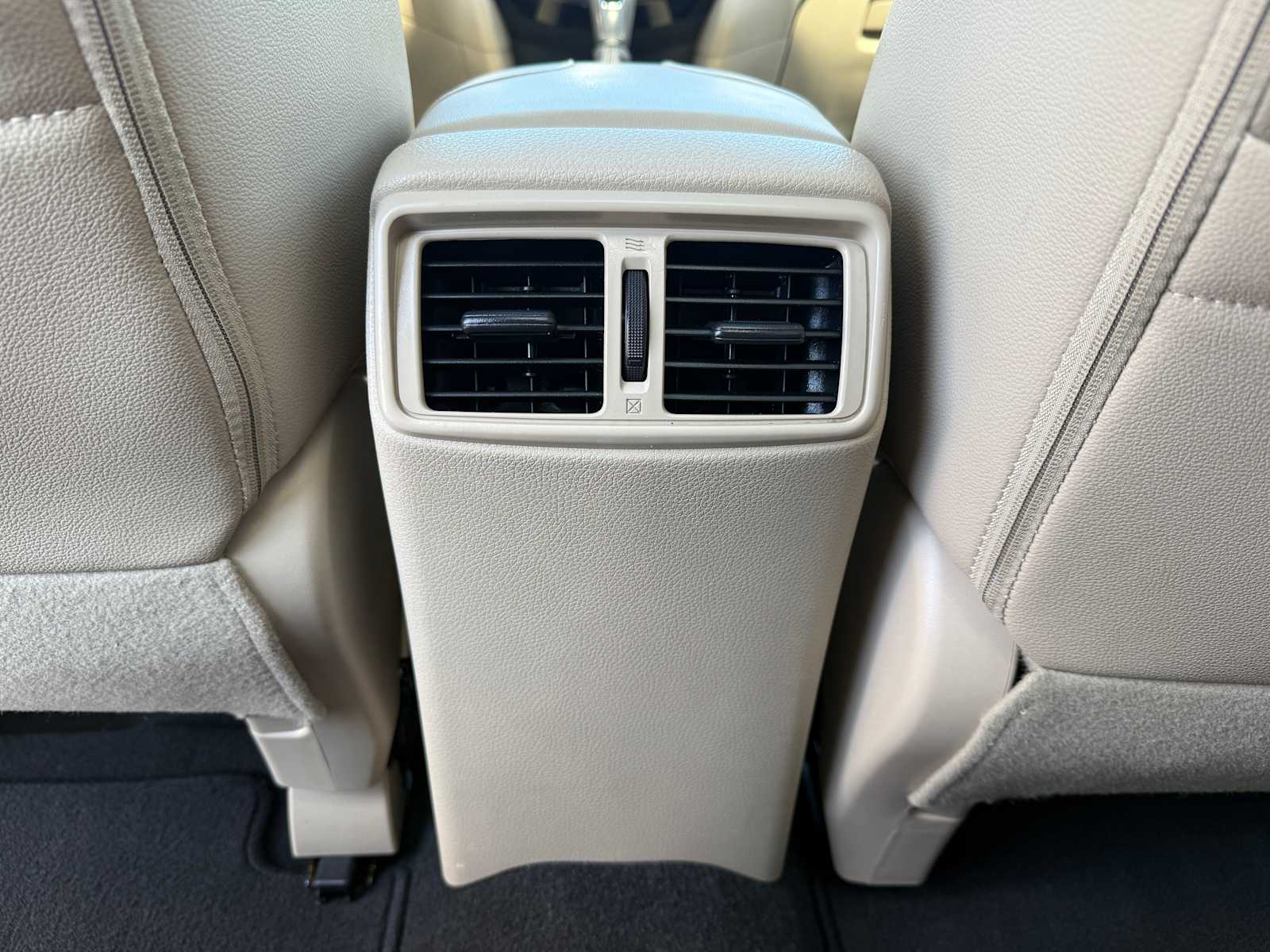 2018 Nissan Rogue SL photo 35