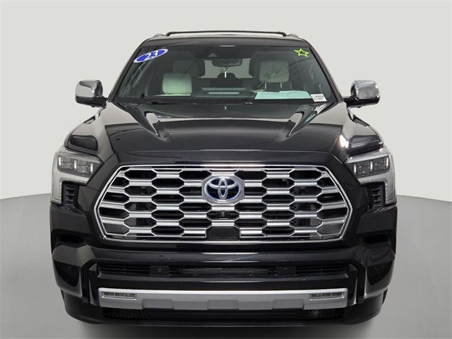 2023 Toyota Sequoia Capstone photo 4