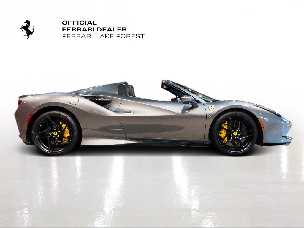 2022 Ferrari F8 Spider Base photo 9