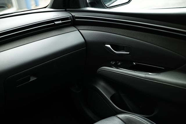 2024 Hyundai Santa Cruz Limited photo 25