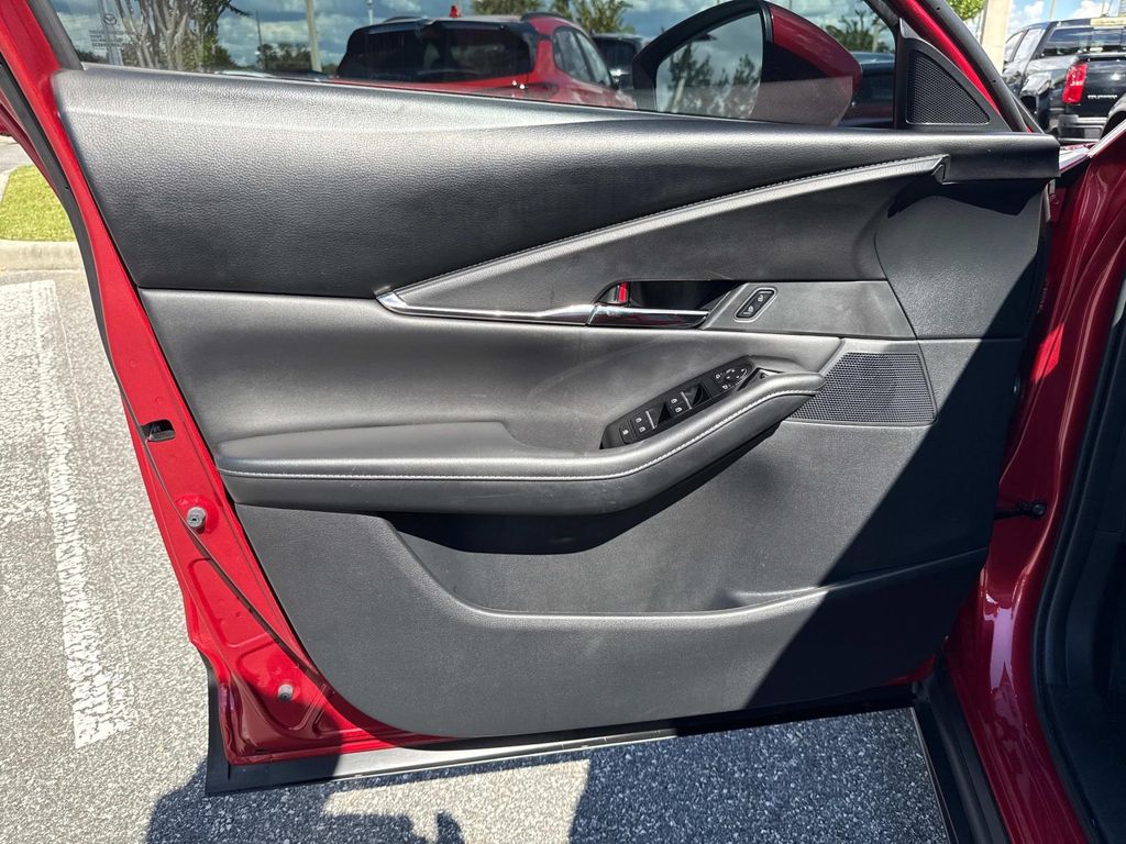 2022 Mazda CX-30 Preferred photo 17