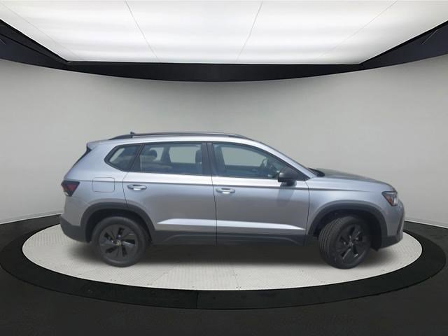 2025 Volkswagen Taos S photo 5