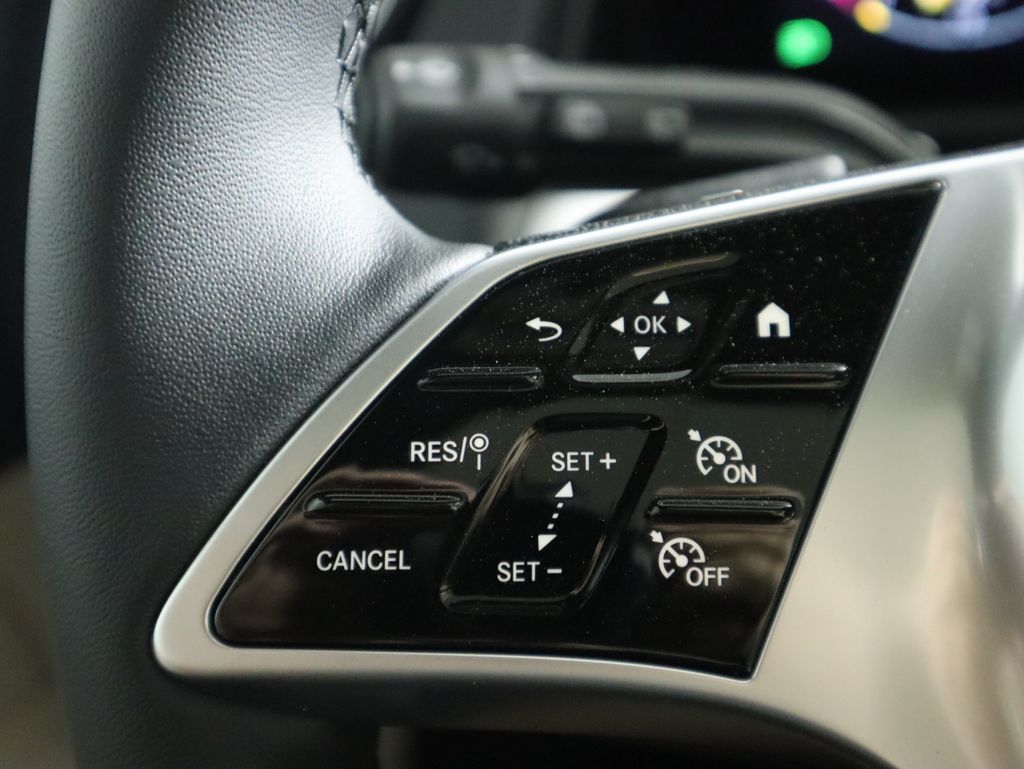 2026 Mercedes Benz GLB 250 photo 11