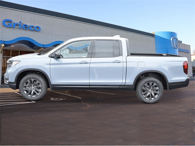 2025 Honda Ridgeline Sport photo 2