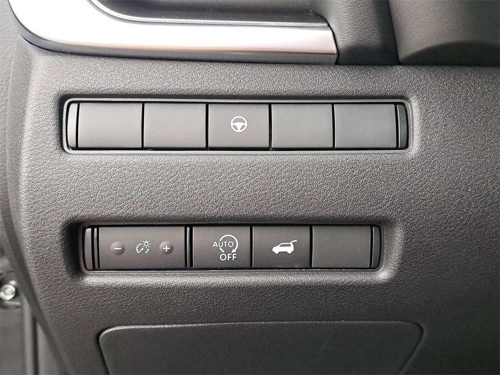 2026 Nissan Rogue SV photo 21