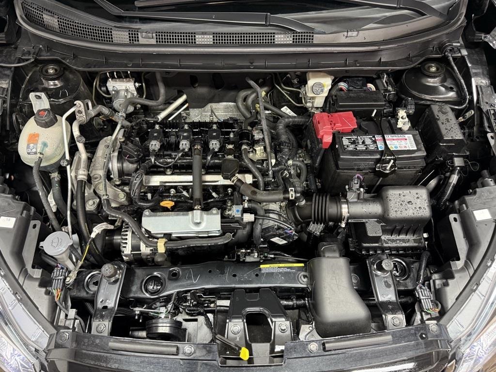 2024 Nissan Kicks SR photo 31