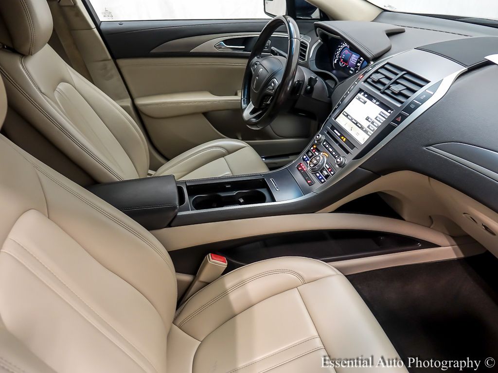 2017 LINCOLN MKZ - Image 23