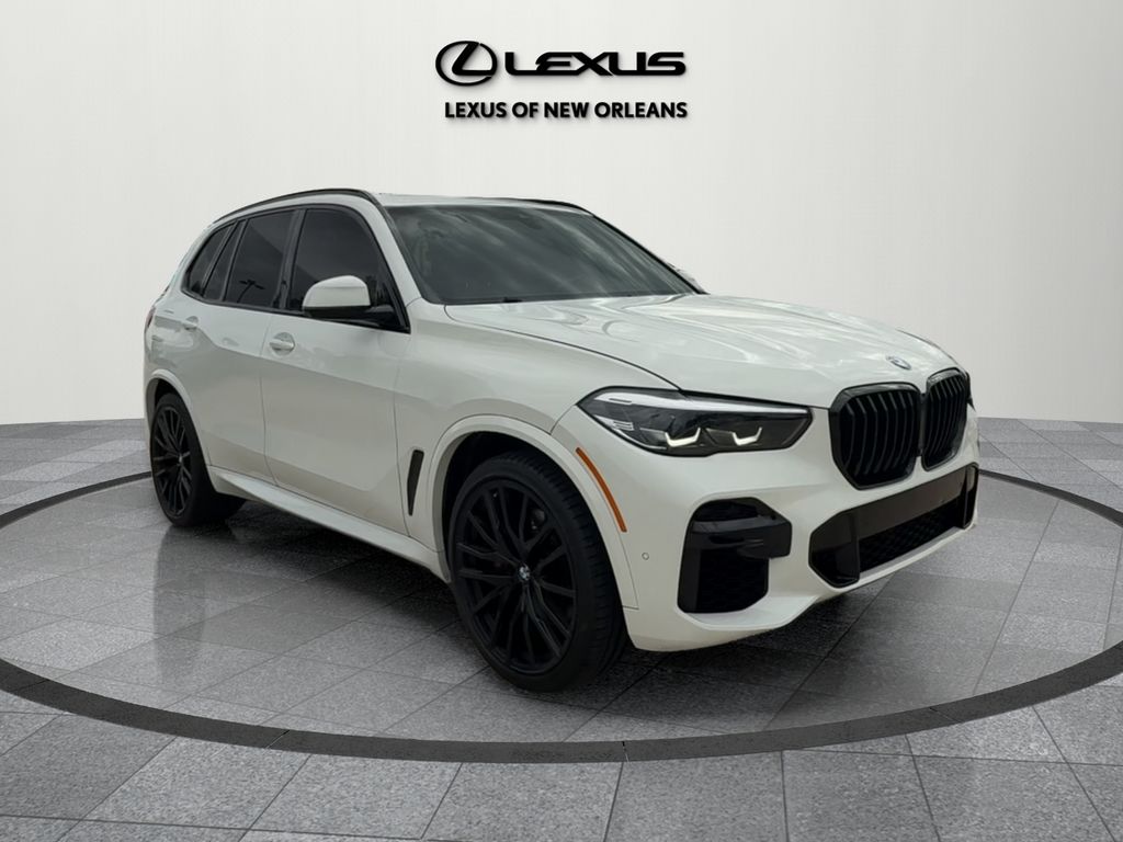 2022 BMW X5 40i's photo