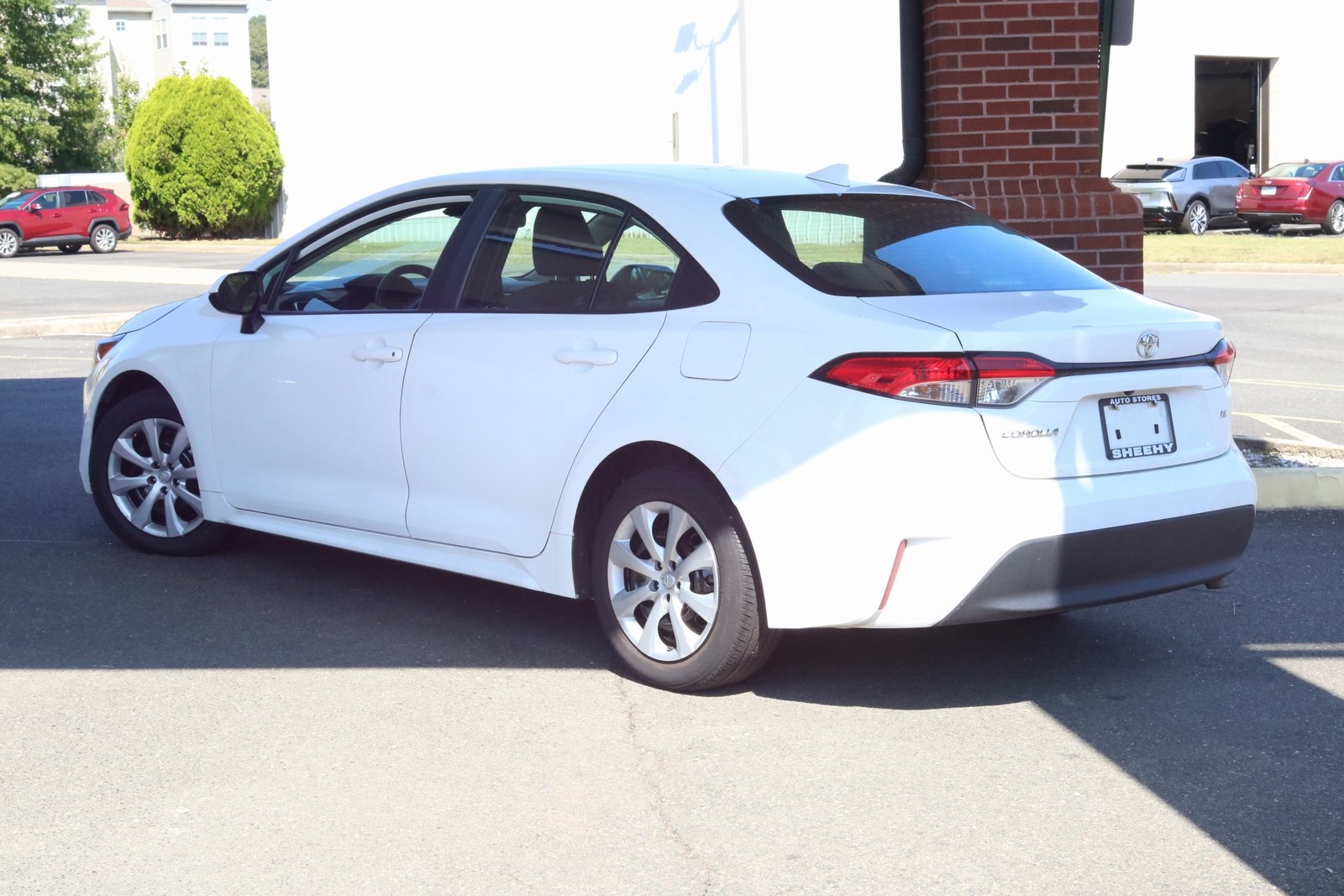 2023 Toyota Corolla LE photo 9