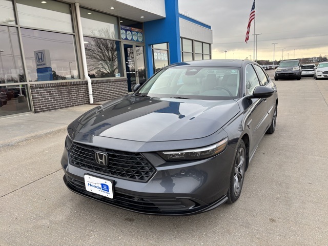 2024 Honda Accord Hybrid EX-L's photo