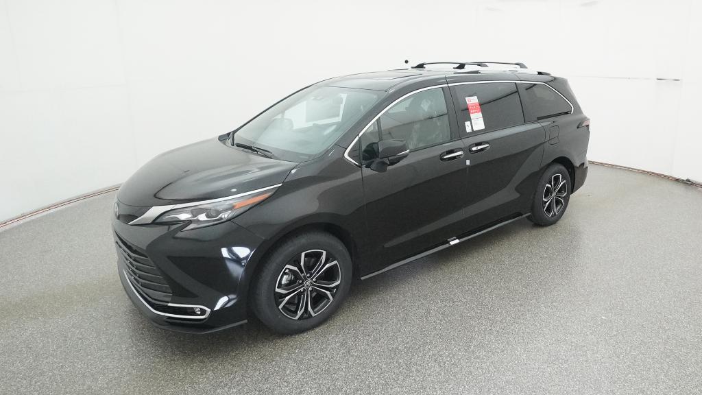 2026 Toyota Sienna Platinum's photo