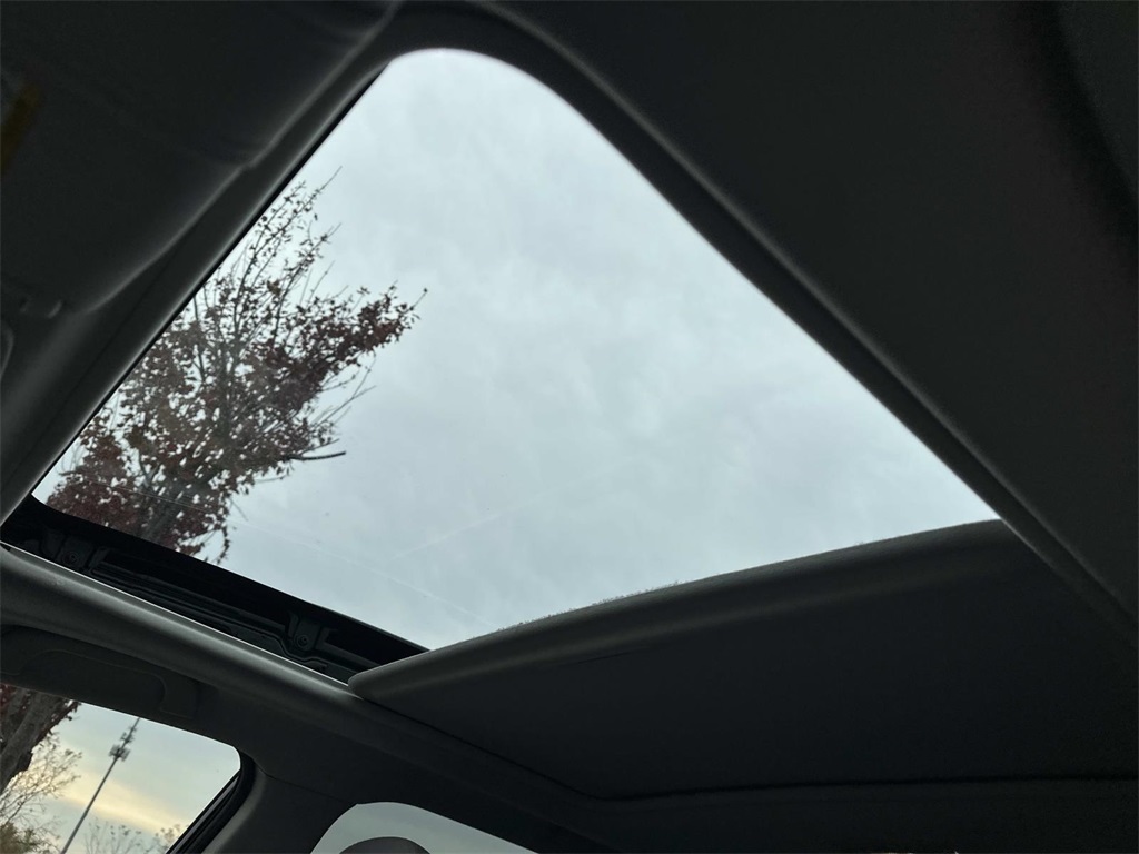 2018 Subaru Forester 2.5i Premium photo 3