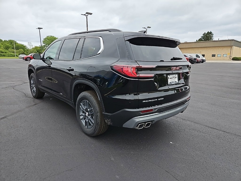 2025 Gmc Acadia Elevation photo 3