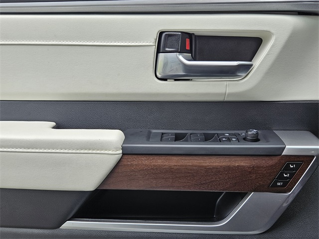 2024 Toyota Sequoia Capstone photo 29