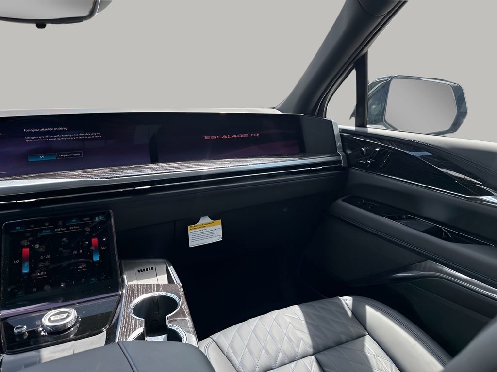 2025 Cadillac Escalade IQ Sport photo 24