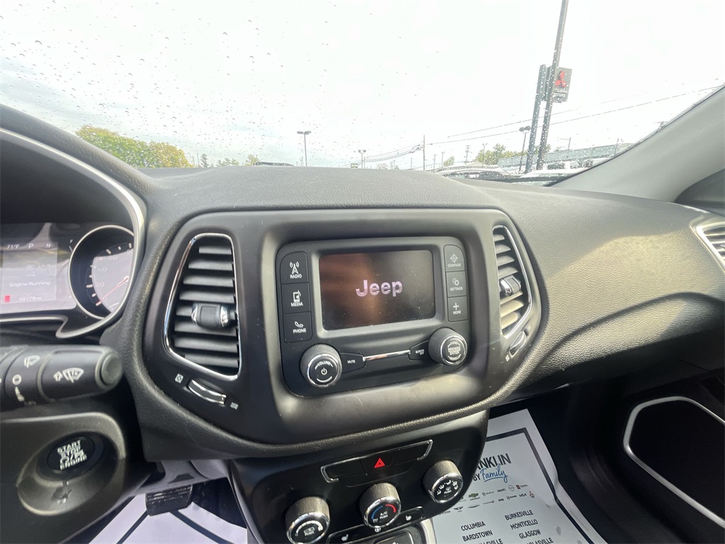 2018 Jeep Compass Latitude photo 14
