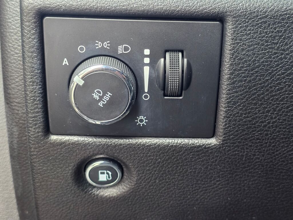 2020 Jeep Grand Cherokee Overland photo 29
