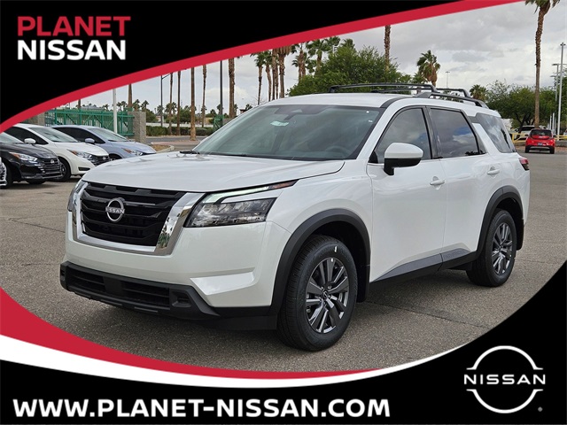 2025 Nissan Pathfinder SV's photo