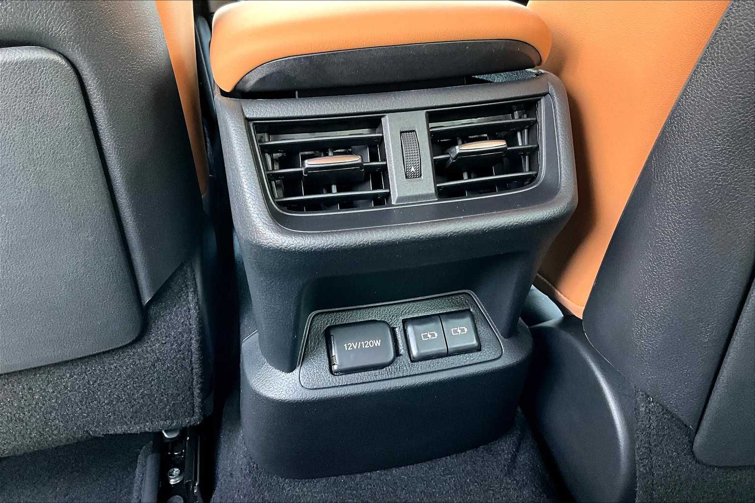 2025 Lexus ES 350 - Photo 13