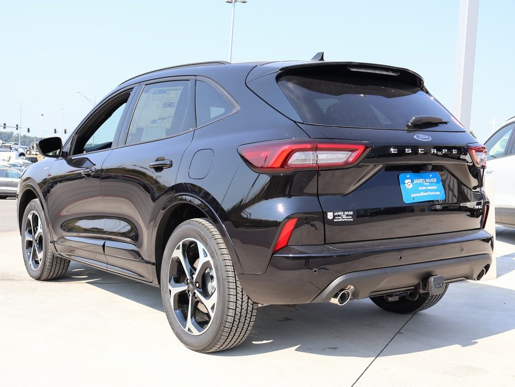 2025 Ford Escape ST-Line Elite photo 2