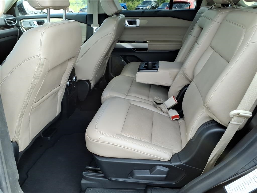 2024 Ford Explorer Limited photo 2