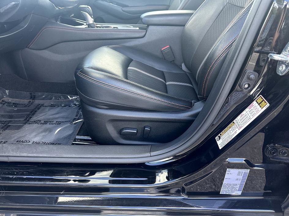 2024 Nissan Altima 2.5 SR photo 8