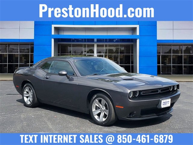 2018 Dodge Challenger SXT's photo