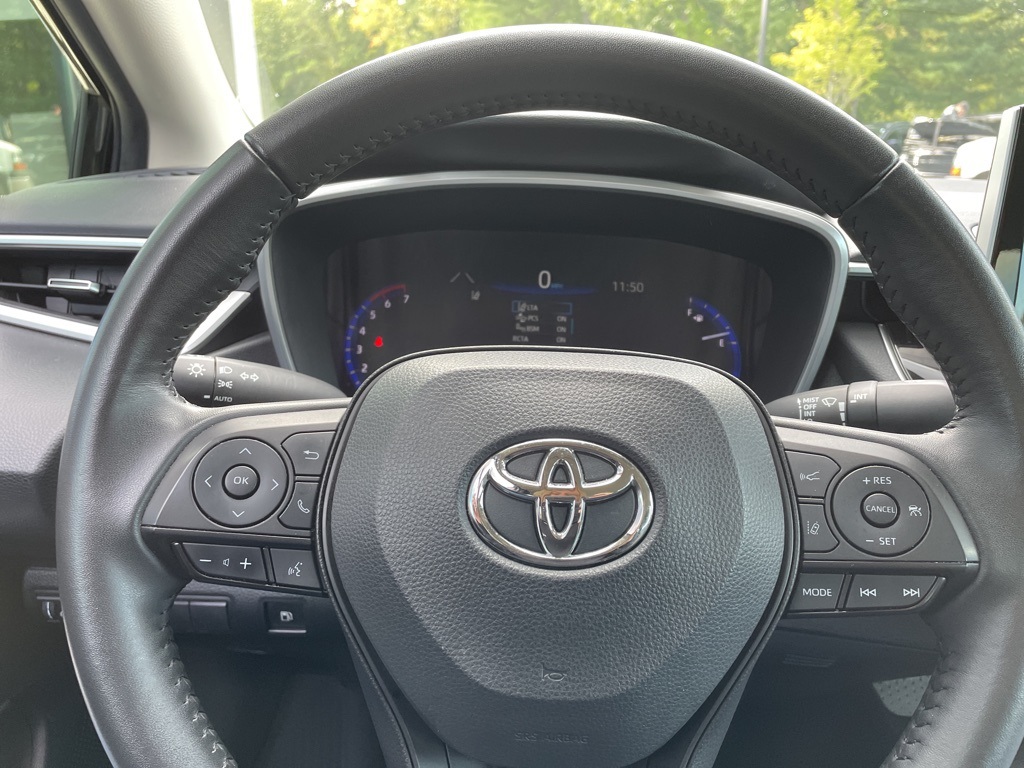2022 Toyota Corolla Hybrid LE photo 12
