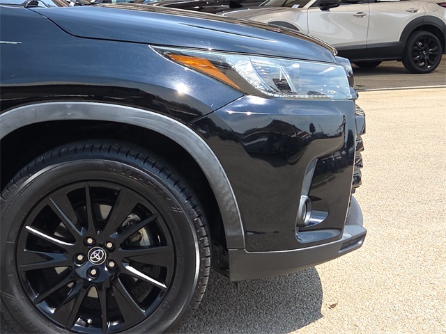 2019 Toyota Highlander SE photo 4