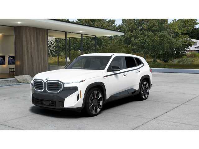 2026 BMW XM Base's photo