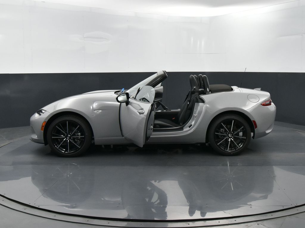 2025 Mazda MX-5 Miata Miata Grand Touring photo 30
