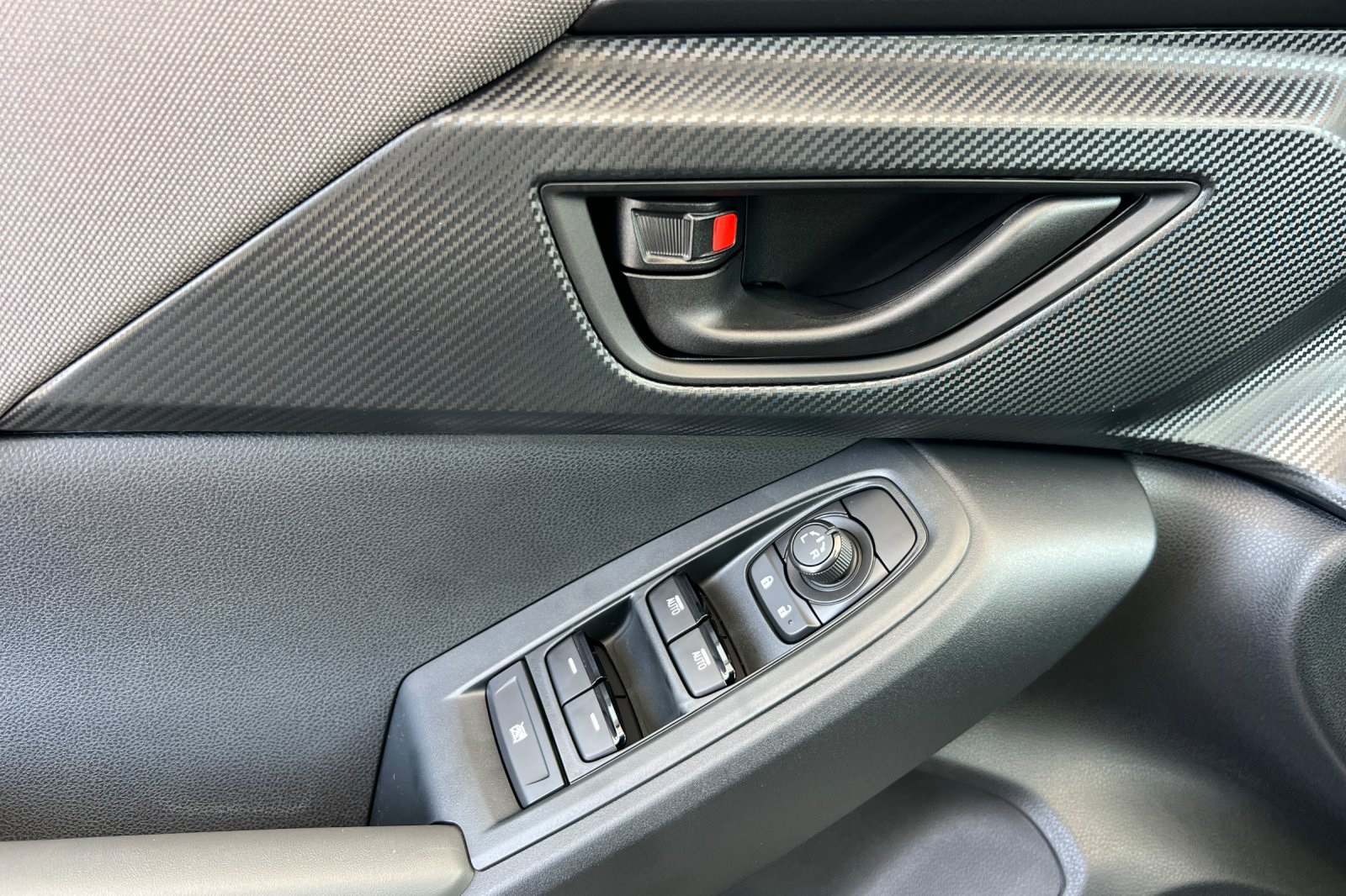 2025 Subaru Crosstrek Base photo 41