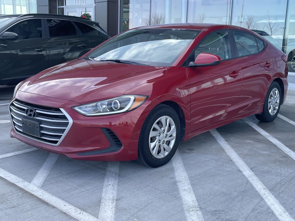 2018 Hyundai Elantra SE's photo