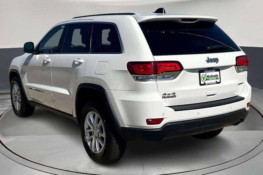 2022 Jeep Cherokee Laredo photo 4