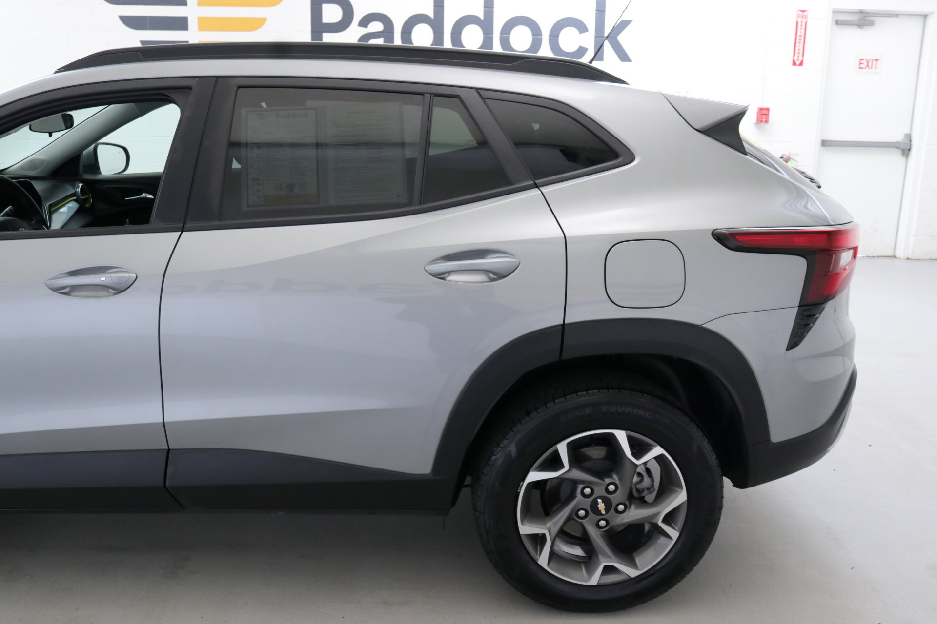 2024 Chevrolet Trax LT photo 4