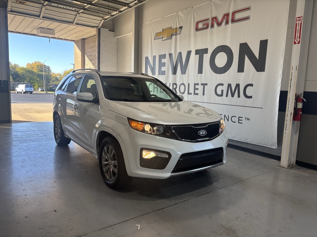 Used 2013 Kia Sorento SX with VIN 5XYKW4A22DG327997 for sale in Shelbyville, TN