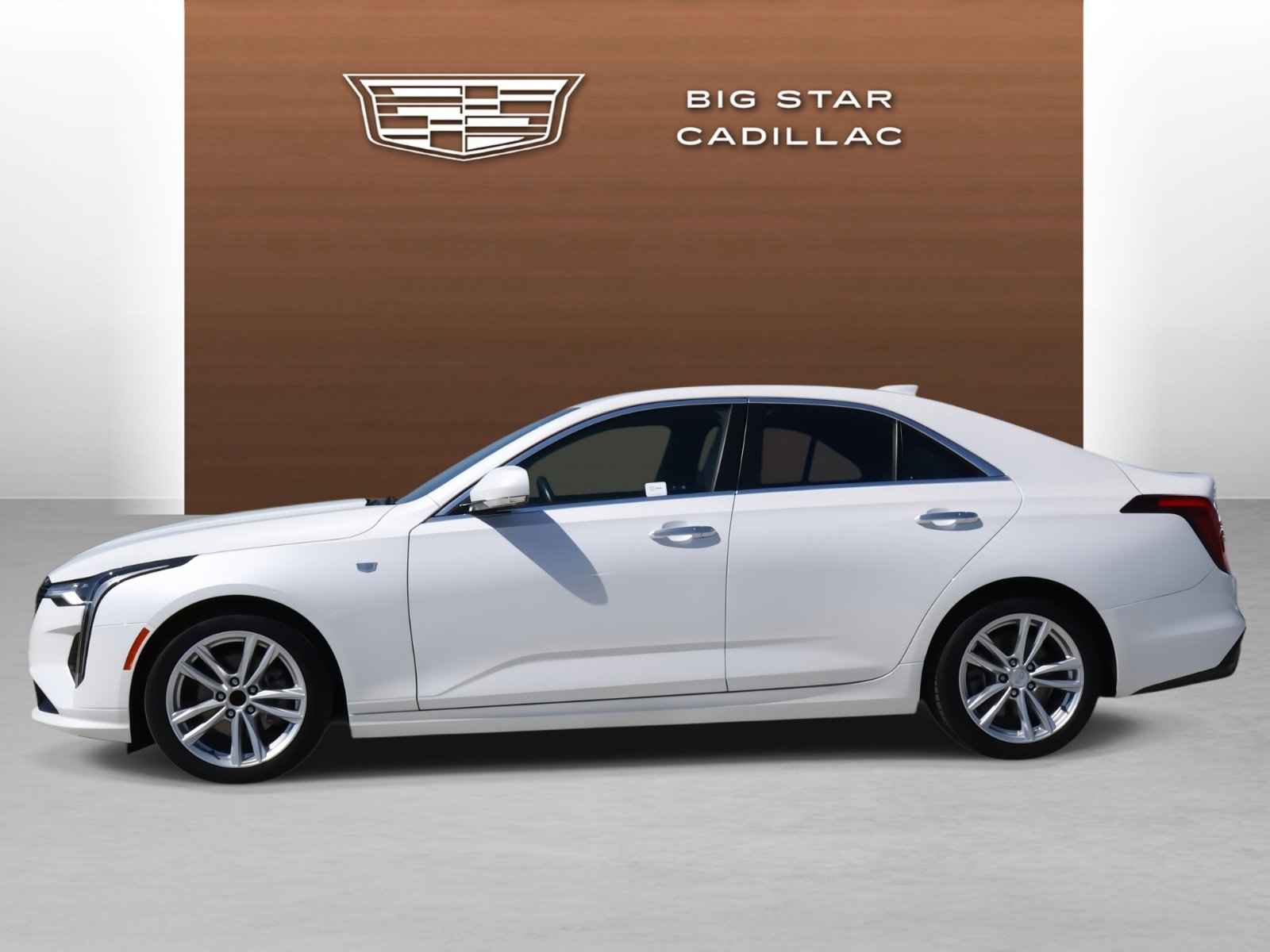 2024 Cadillac CT5 Luxury photo 2