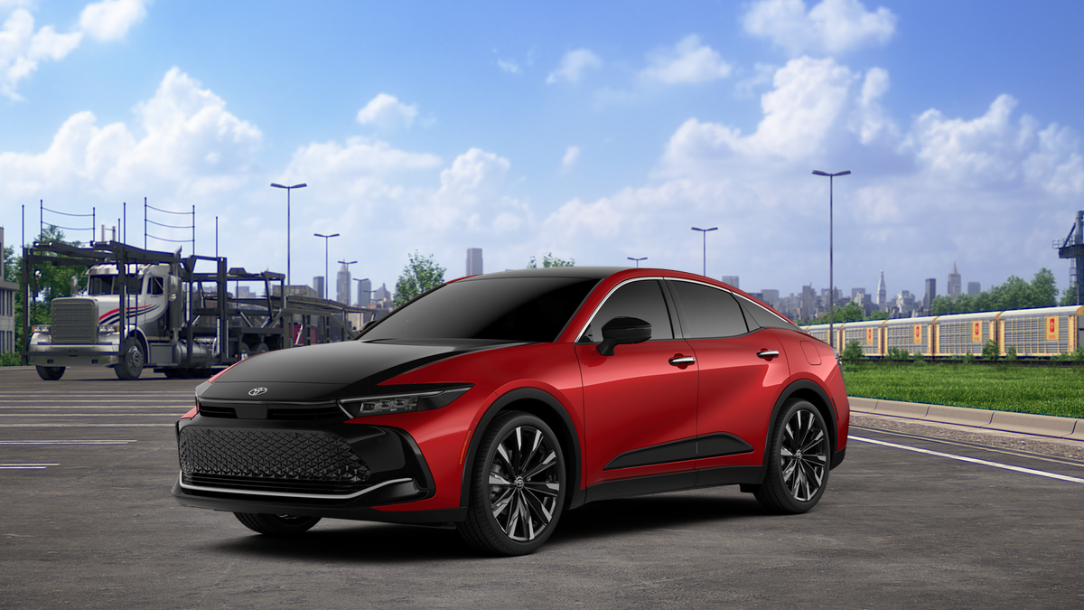 2026 Toyota Crown Platinum's photo